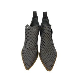 Dolce Vita Kaidie Perforated Booties Size 8.5